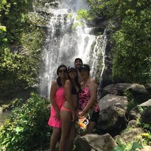 Meet your Posher, Yolanda